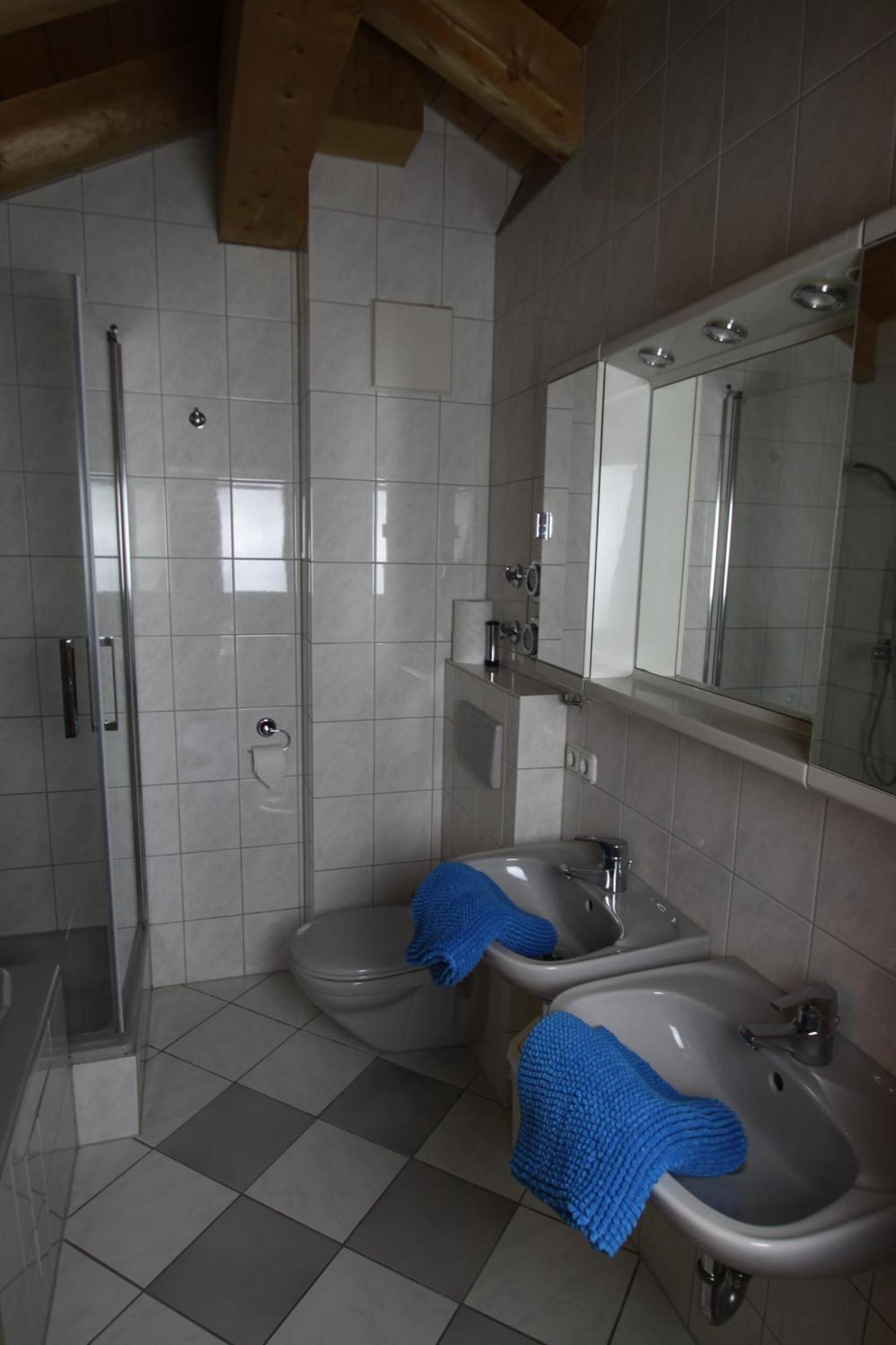 Ferienwohnung Almhuettenweg Dreitorspitze Garmisch-Partenkirchen Ngoại thất bức ảnh